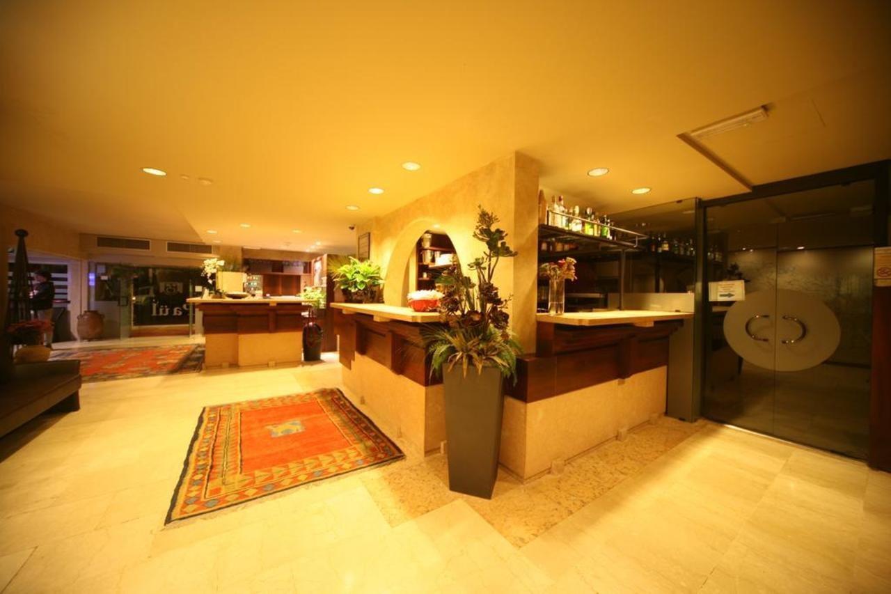 סירמיונה Hotel La Pauel מראה חיצוני תמונה