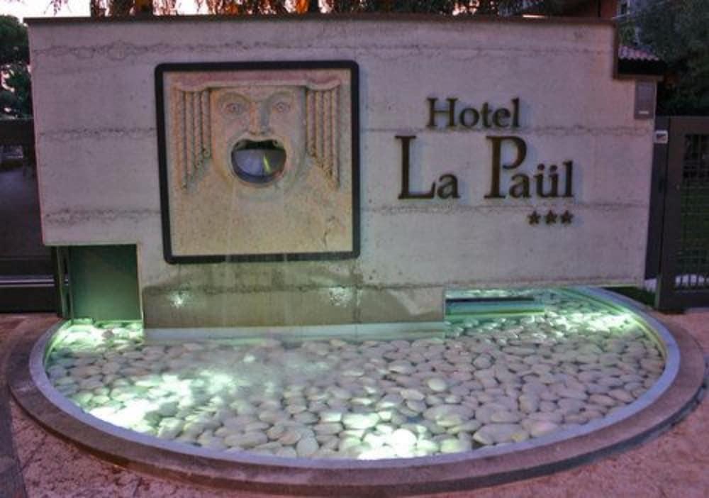 סירמיונה Hotel La Pauel מראה חיצוני תמונה