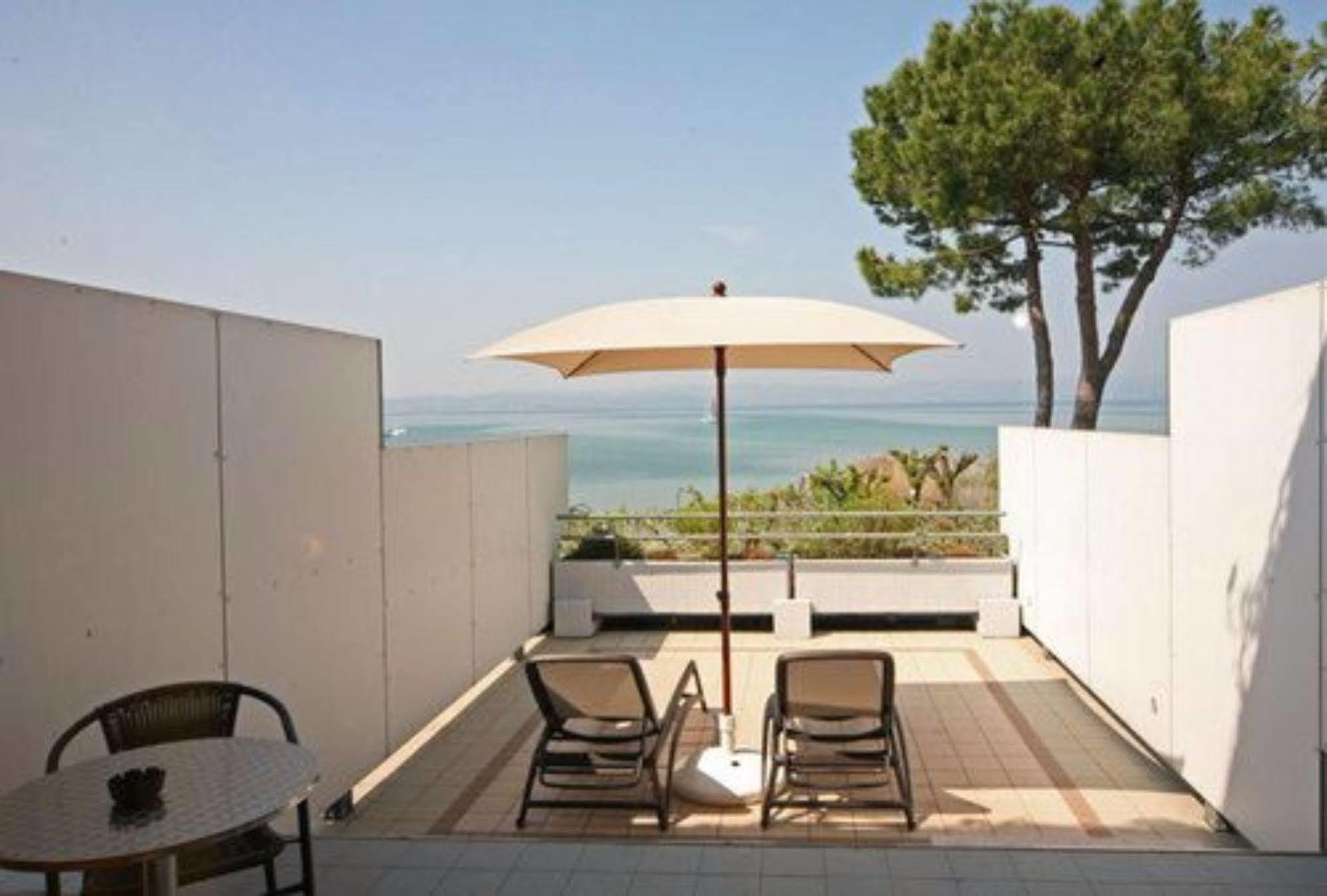 סירמיונה Hotel La Pauel מראה חיצוני תמונה